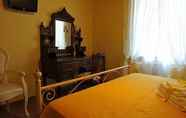 Bilik Tidur 3 Bed & Breakfast Viziottavo