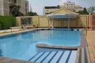 Swimming Pool Hotel Femina