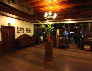 Lobby 2 Vangsavath Hotel