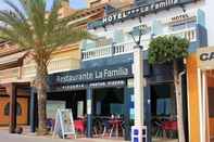 Exterior Hotel La Familia