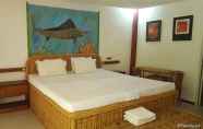 Kamar Tidur 7 Cooper's Beach Resort