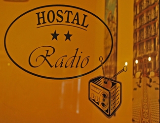 Lobi 2 Hostal Radio