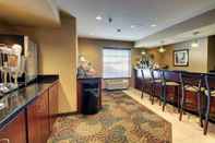 Bar, Cafe and Lounge Cobblestone Inn & Suites - Harvey