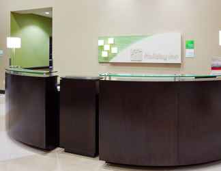 Sảnh chờ 2 Holiday Inn Eau Claire South I-94, an IHG Hotel