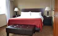 Bedroom 6 Holiday Inn Eau Claire South I-94, an IHG Hotel