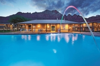 Swimming Pool La Quinta Inn & Suites by Wyndham at Zion Park/Springdale