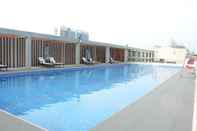 Swimming Pool Guangzhou Pearl River International Hotel