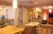 ร้านอาหาร 7 K's House Tokyo - Hostel