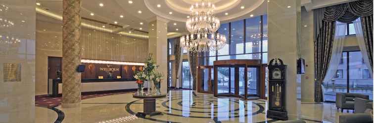 Lobi Wellborn Luxury Hotel