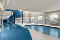 Swimming Pool Days Inn & Suites by Wyndham Yorkton
