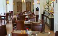 Restaurant 4 Ramada by Wyndham Tashkent