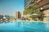 Kolam Renang Courtyard by Marriott Hong Kong Sha Tin