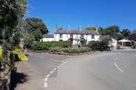 Exterior The Red Lion at Llanasa