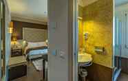 Toilet Kamar 4 Best Western Plus Hotel Perla Del Porto