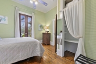 Bedroom Carroll House Cottages