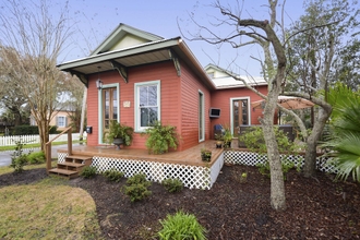 Exterior 4 Carroll House Cottages