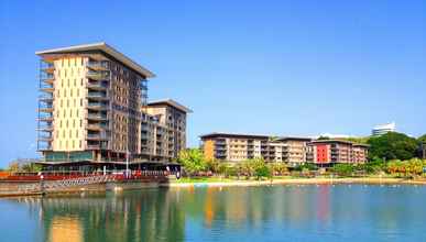 Exterior 4 Darwin Waterfront Apartments