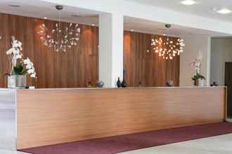 Lobi 4 Best Western Plus Paris Velizy