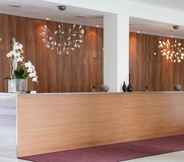 Lobby 7 Best Western Plus Paris Velizy