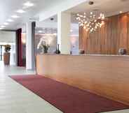 Lobby 6 Best Western Plus Paris Velizy