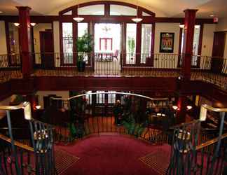 Lobby 2 Crown Isle Resort and Golf Community