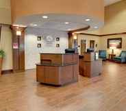 Lobby 7 Comfort Suites Texarkana Arkansas