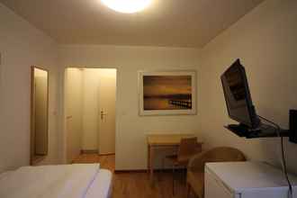 ห้องนอน 4 Apartments Swiss Star Sihlfeld