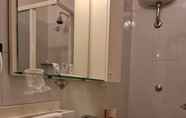 Toilet Kamar 5 Hotel Amalfitana