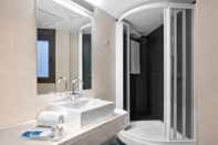 Toilet Kamar Hotel Domus Plaza Zocodover