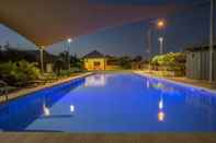 Kolam Renang Best Western Plus The Ranges Karratha