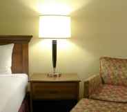 Kamar Tidur 4 West Gate Inn Nyack