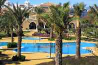 Kolam Renang Hotel AR Golf Almerimar