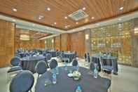 Functional Hall Goldfinch Hotel Mumbai