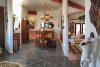 พื้นที่สาธารณะ Dreamkatchers Lake Powell Bed & Breakfast