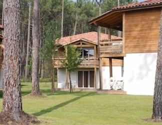 Exterior 2 Les Cottages du Lac