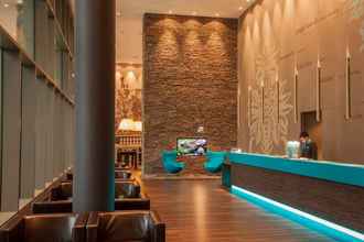 Lobby 4 Motel One Dresden Am Zwinger