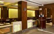 Lobby 5 The Place Gurugram, a member of Radisson Individuals