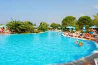 Swimming Pool Villaggio Club Bahja