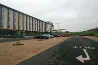 Ruang untuk Umum Hampton by Hilton Exeter Airport