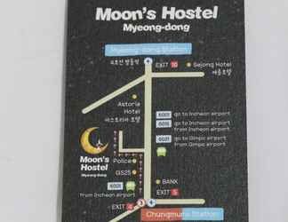 ล็อบบี้ 2 Moon's Hostel