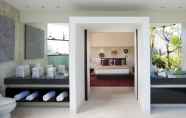 Kamar Tidur 4 The Layar Designer Villas and Spa