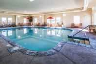 สระว่ายน้ำ MainStay Suites Rapid City