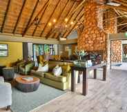 Lobi 3 Ivory Tree Game Lodge