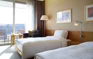 Kamar Tidur 7 Rolling Hills Hotel