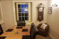 Lobby Beautiful 3-bed House in Longnor Near Buxton