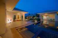 Swimming Pool Tropical 4 Bedroom Pool Villa L21