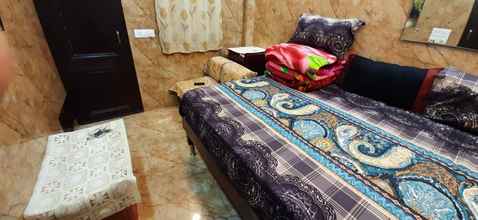 Bedroom 4 Posh Foreigners Place,couples Allowed Lajpat Nagar