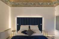 Kamar Tidur 1940 Luxury Accommodations by Wonderful Italy
