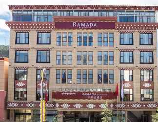 Exterior 2 Ramada by Wyndham Diqing