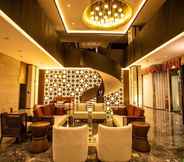 Lobby 3 Ramada by Wyndham Diqing